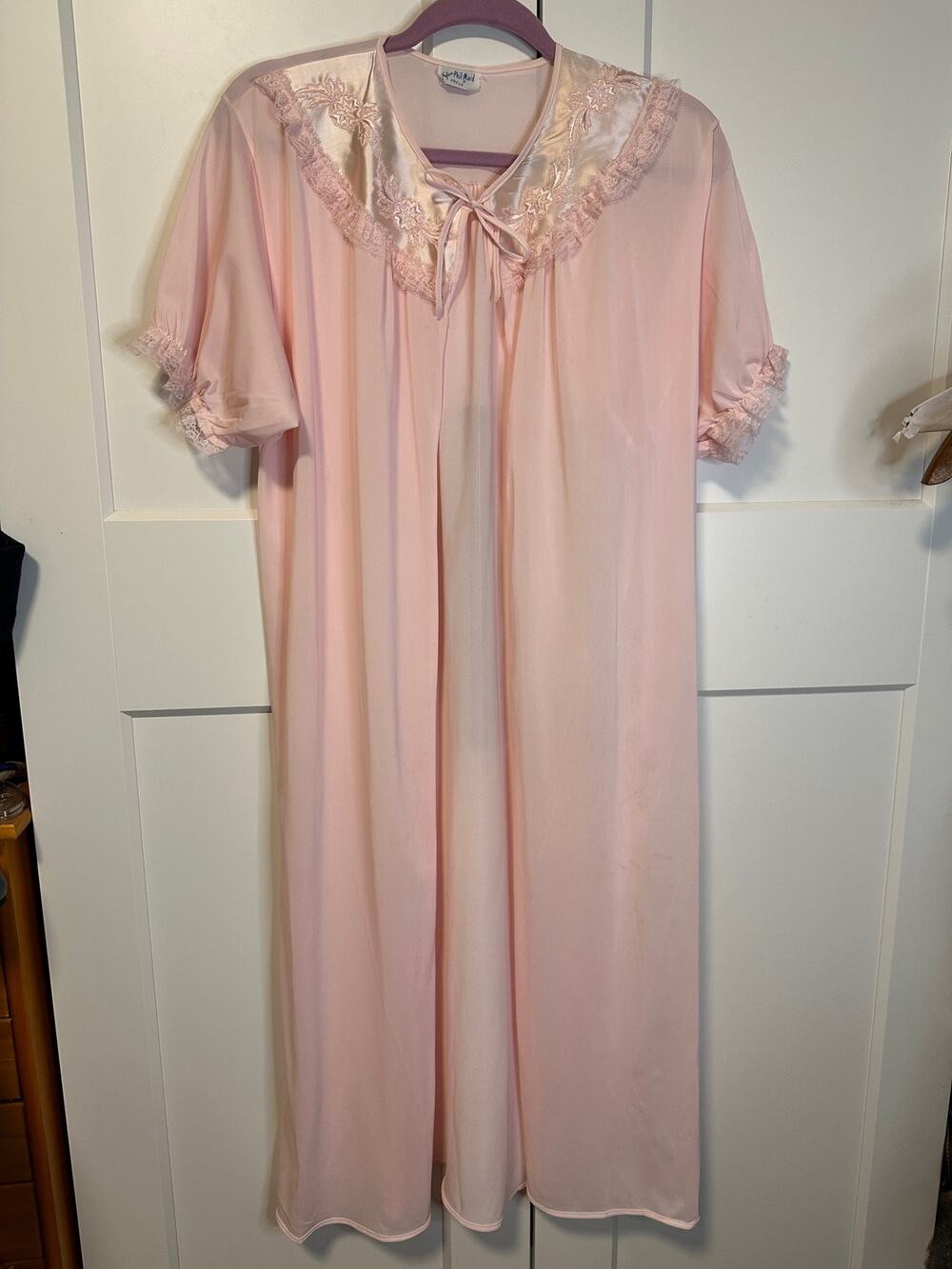 188. Vintage Phil-Maid nylon robe; pink; size 36/38